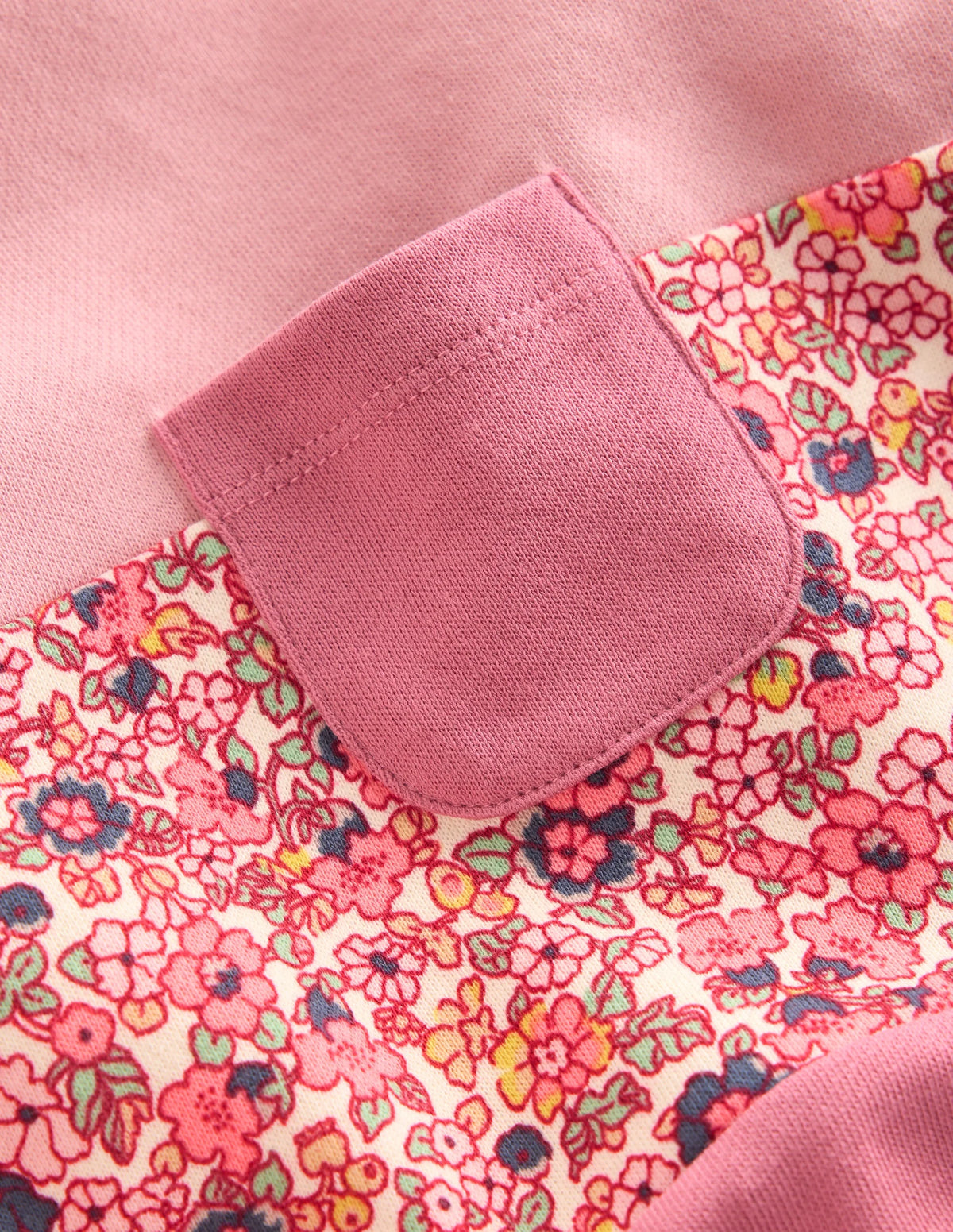 Relaxed Panel Sweatshirt