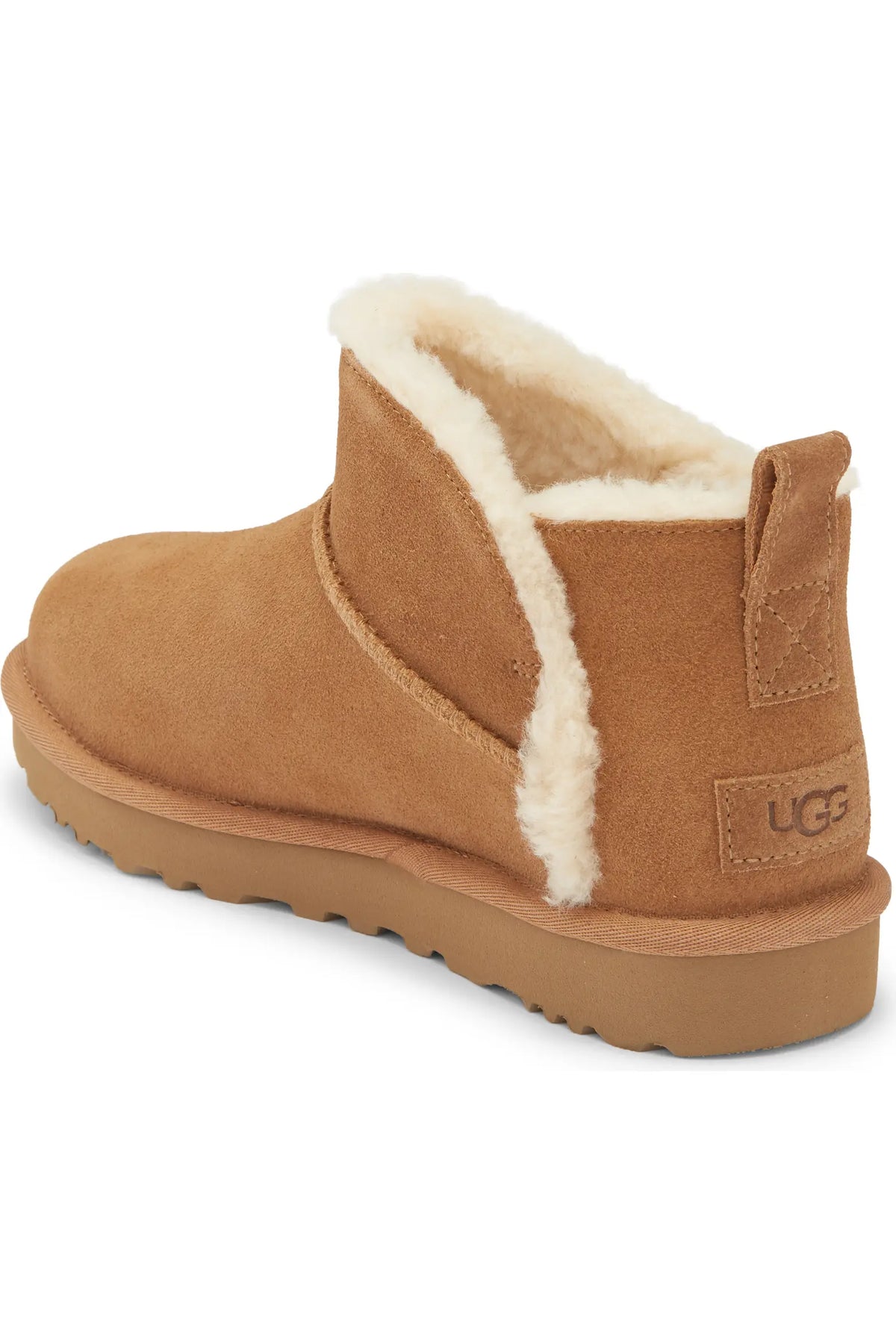 Aiyanna Classic Ultra Mini Boot