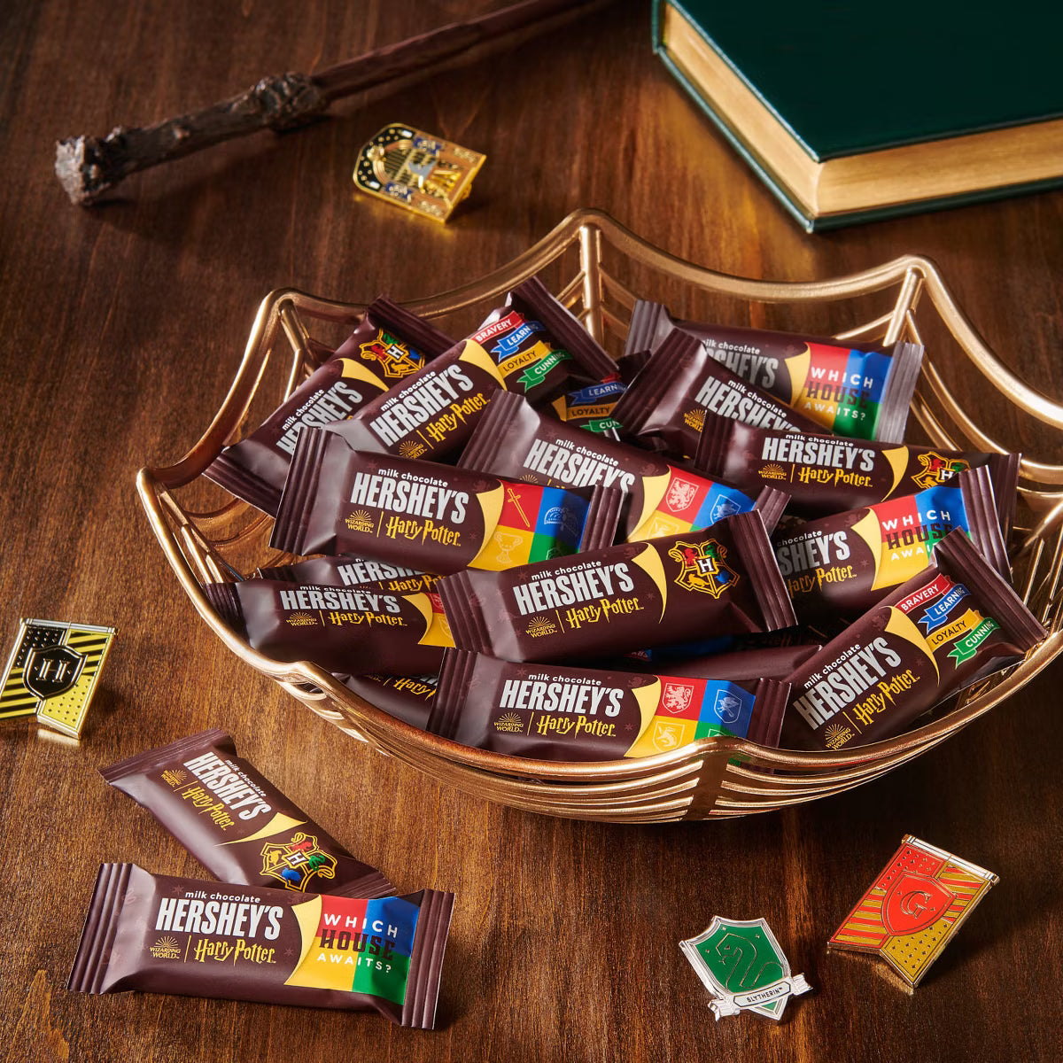 HERSHEY'S Milk Chocolate Harry Potter Halloween Candy Snack Size - 9.45oz